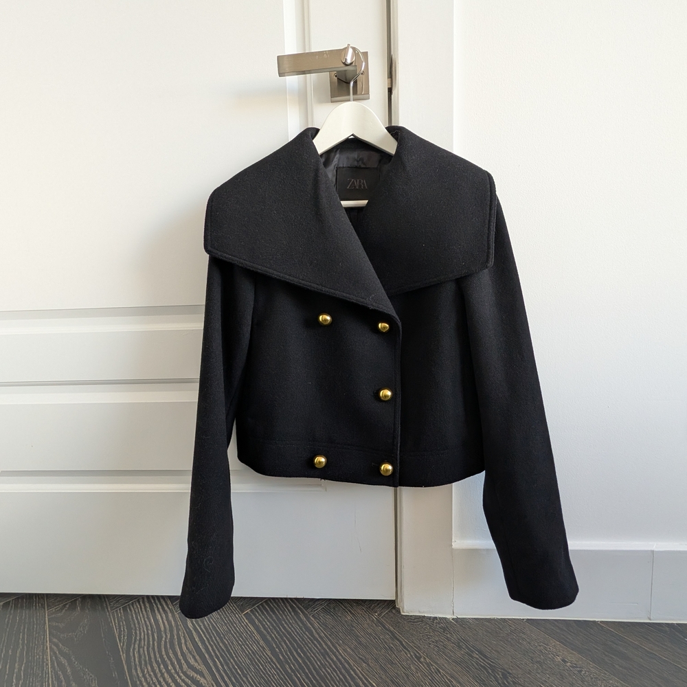 Zara Women's Black Double-Breasted Jacket